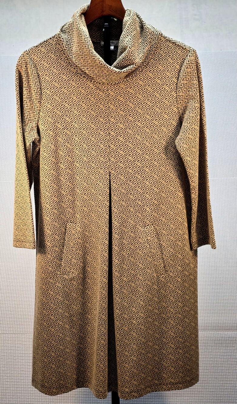Tyler Boe Cowl Neck Geometric Dress Tan Cream Knit Heavyweight Grandmacore Small